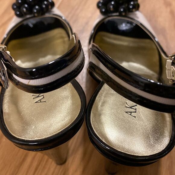 AK Anne Klein Akemani Ivory Black Beaded Slingback Peep Toe Heels (Size 9) - Picture 7 of 12